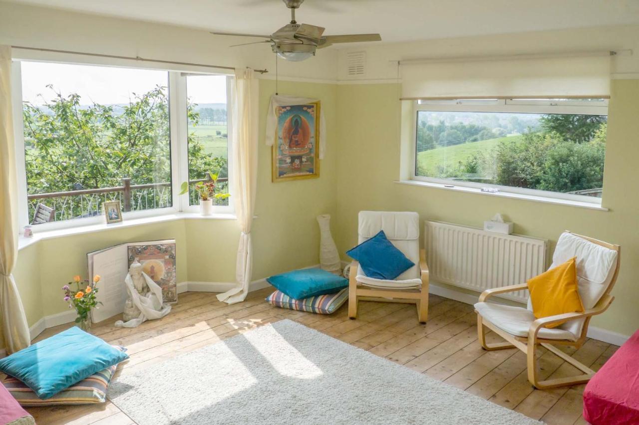 Healing Waters Sanctuary For Exclusive Private Hire And Self Catering Board, Vegetarian, Alcohol & Wifi Free Retreat In Γκλάστονμπερι Εξωτερικό φωτογραφία